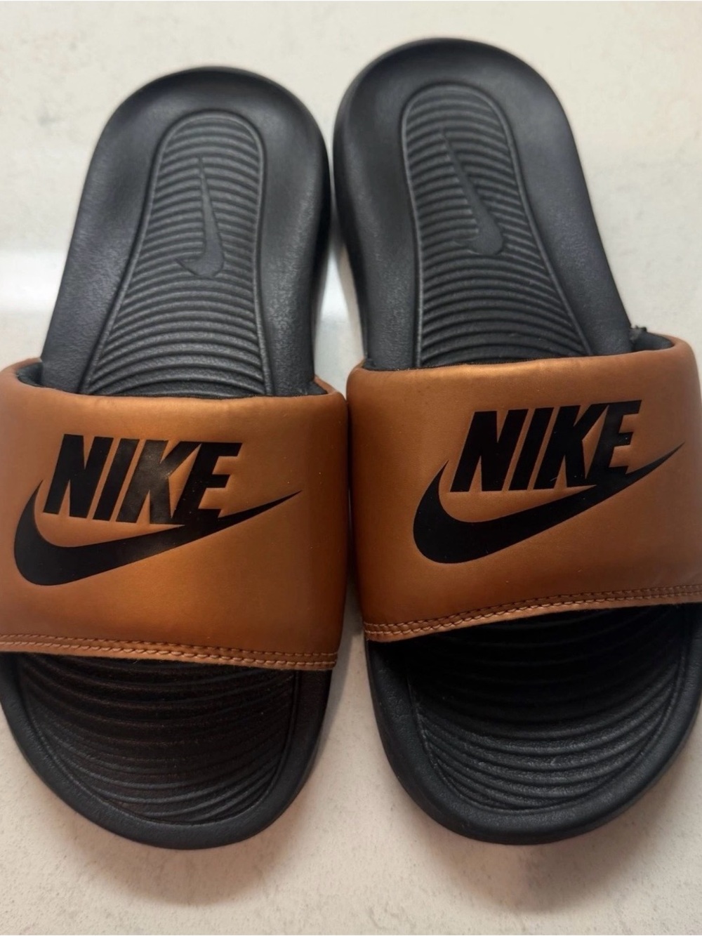 Nike Women's Victori One Slip On Comfort Slide Sandals Bronze/Black Size 5